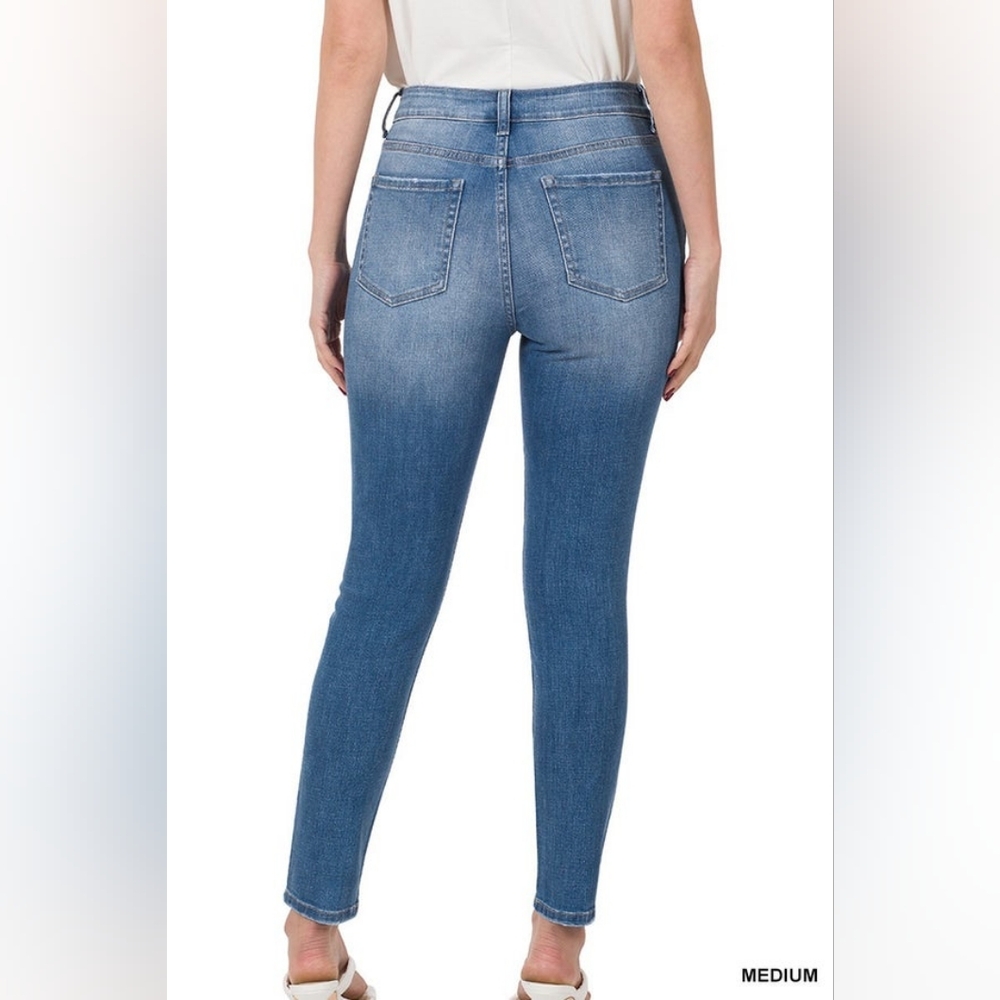 Walk On By High Rise Jeans - Picture 3 of 4